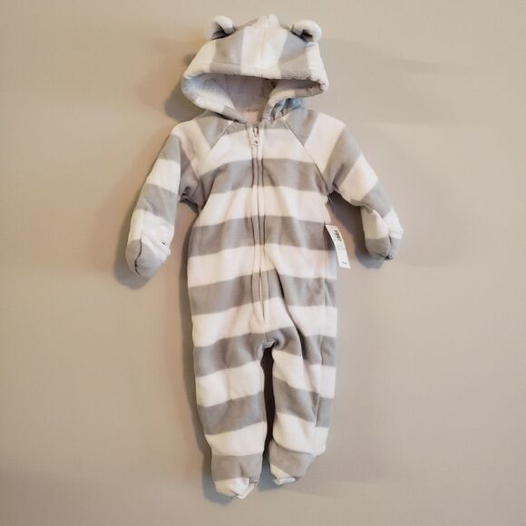 OLD NAVY FLEECE JUMPSUIT SIZE 3-6 Months - Picture 1 of 6